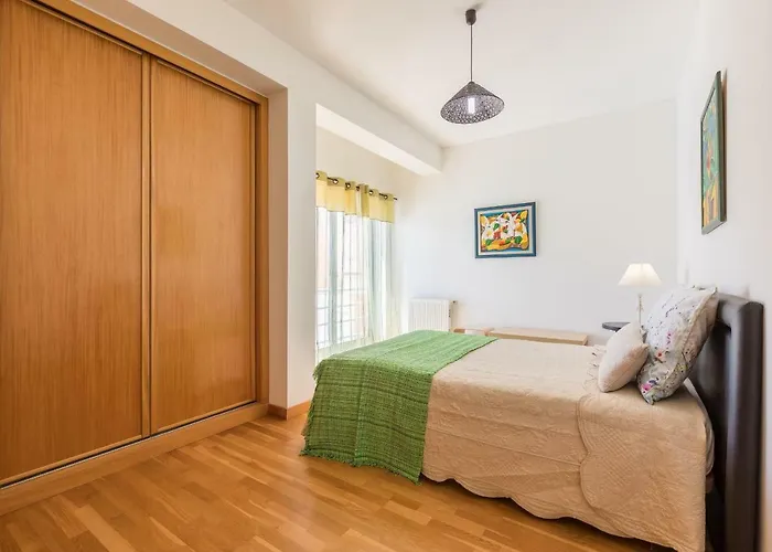 Marina View Apartment *
